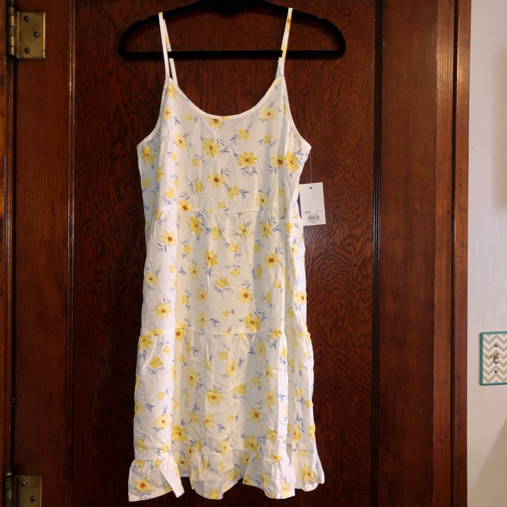 NWT! Gorgeous summer dress!